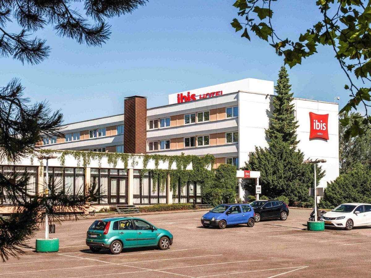 Hotel Ibis West 3*