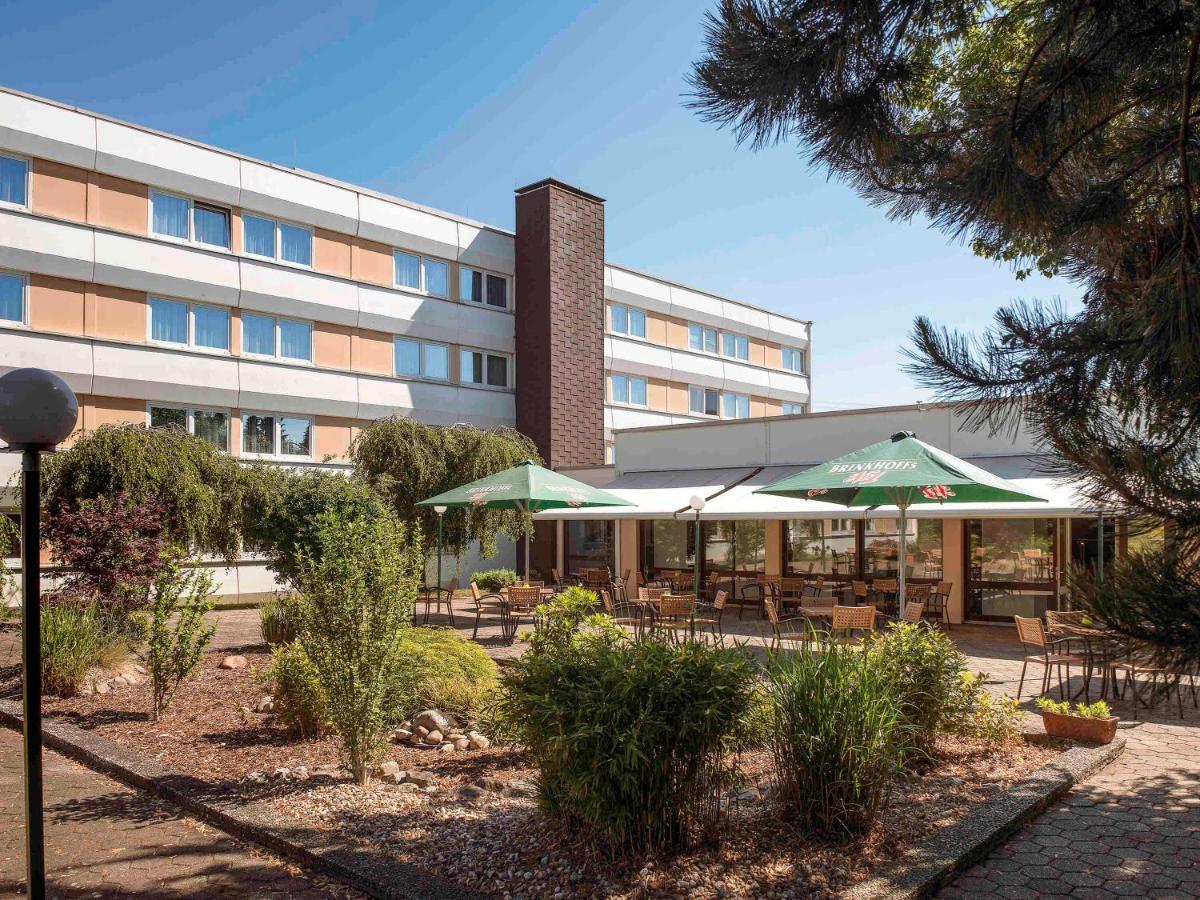 Ibis West 3*