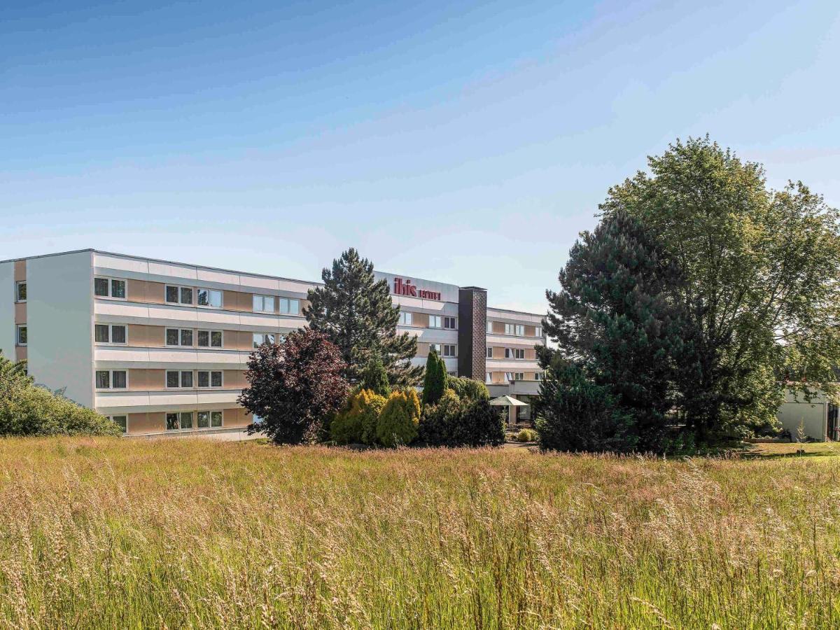Hotel Ibis West 3*